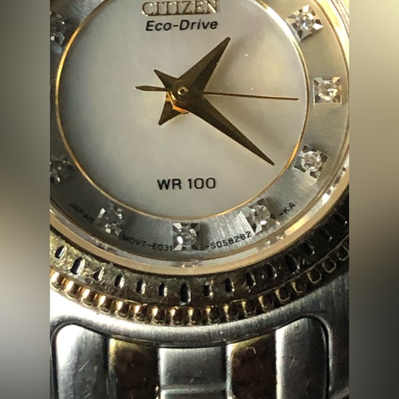 Stylish citizens Ecodrive women’s watch sapphire crystal gold plated … 993 - Picture 7 of 9